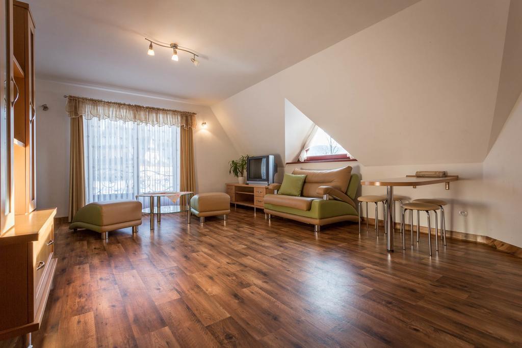 Sykowny Dworek Apartamenty 코스실리스코 외부 사진