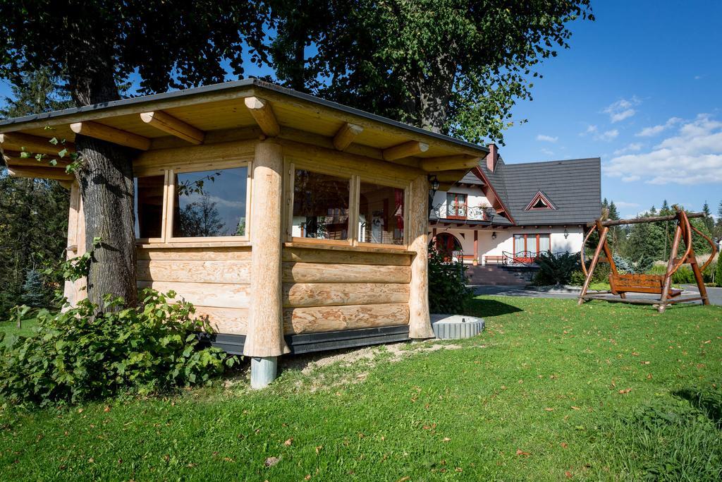 Sykowny Dworek Apartamenty 코스실리스코 외부 사진