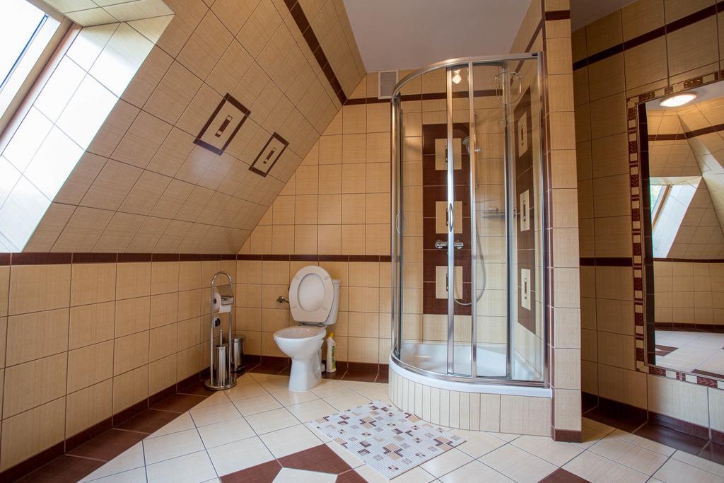 Sykowny Dworek Apartamenty 코스실리스코 외부 사진