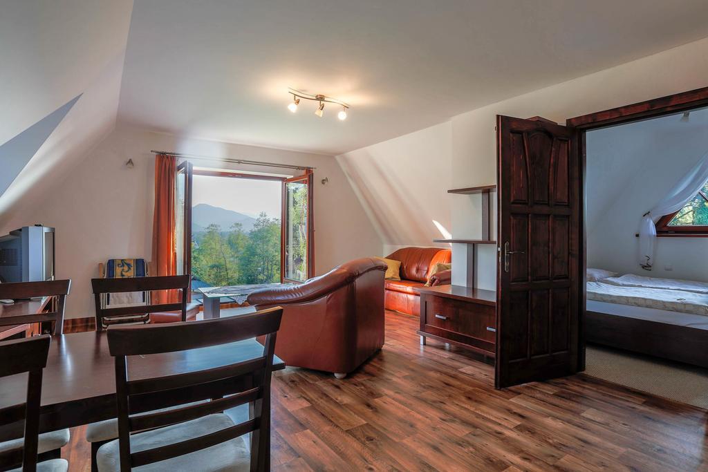 Sykowny Dworek Apartamenty 코스실리스코 외부 사진