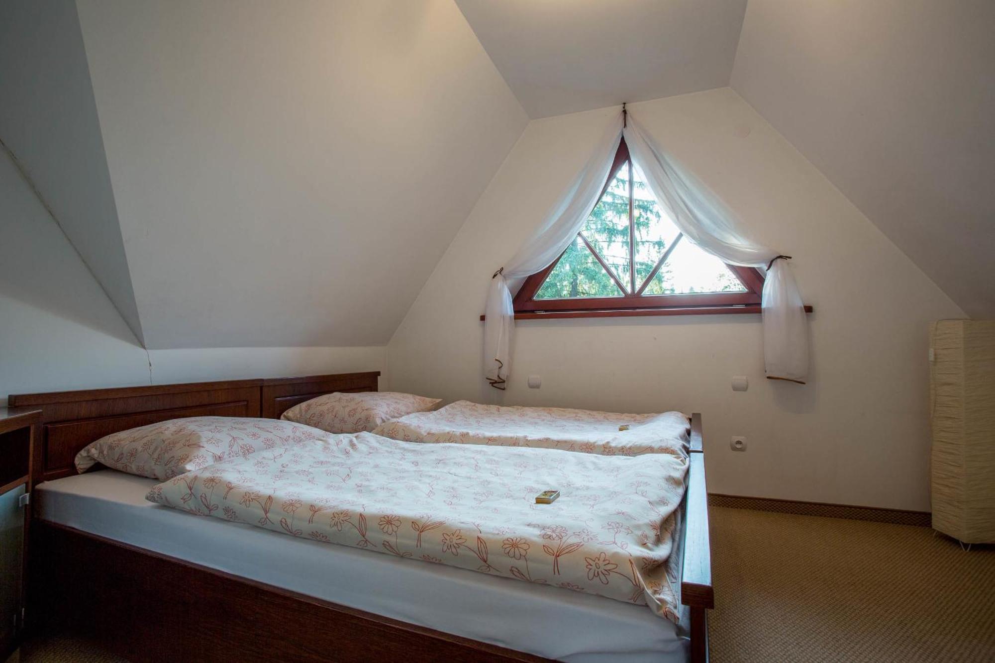 Sykowny Dworek Apartamenty 코스실리스코 객실 사진